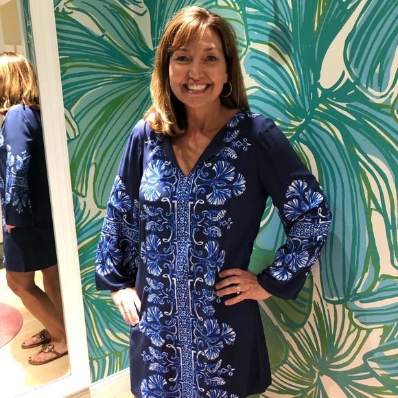 Meet your Posher, Debbie - Picture 1 of 1